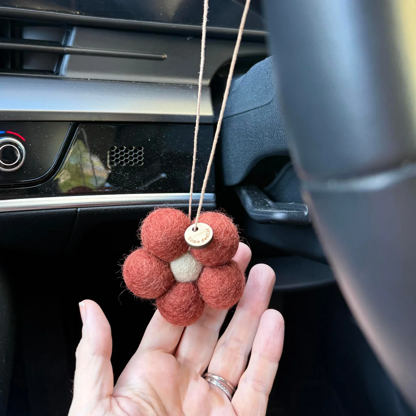 Felt Flower Fresheners - Creamy Caramel - Image 5