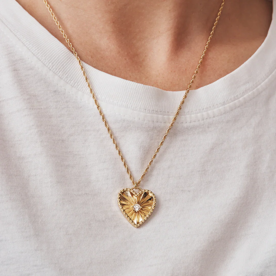 Sophie Heart Pendant Necklace (Gold) - Image 3